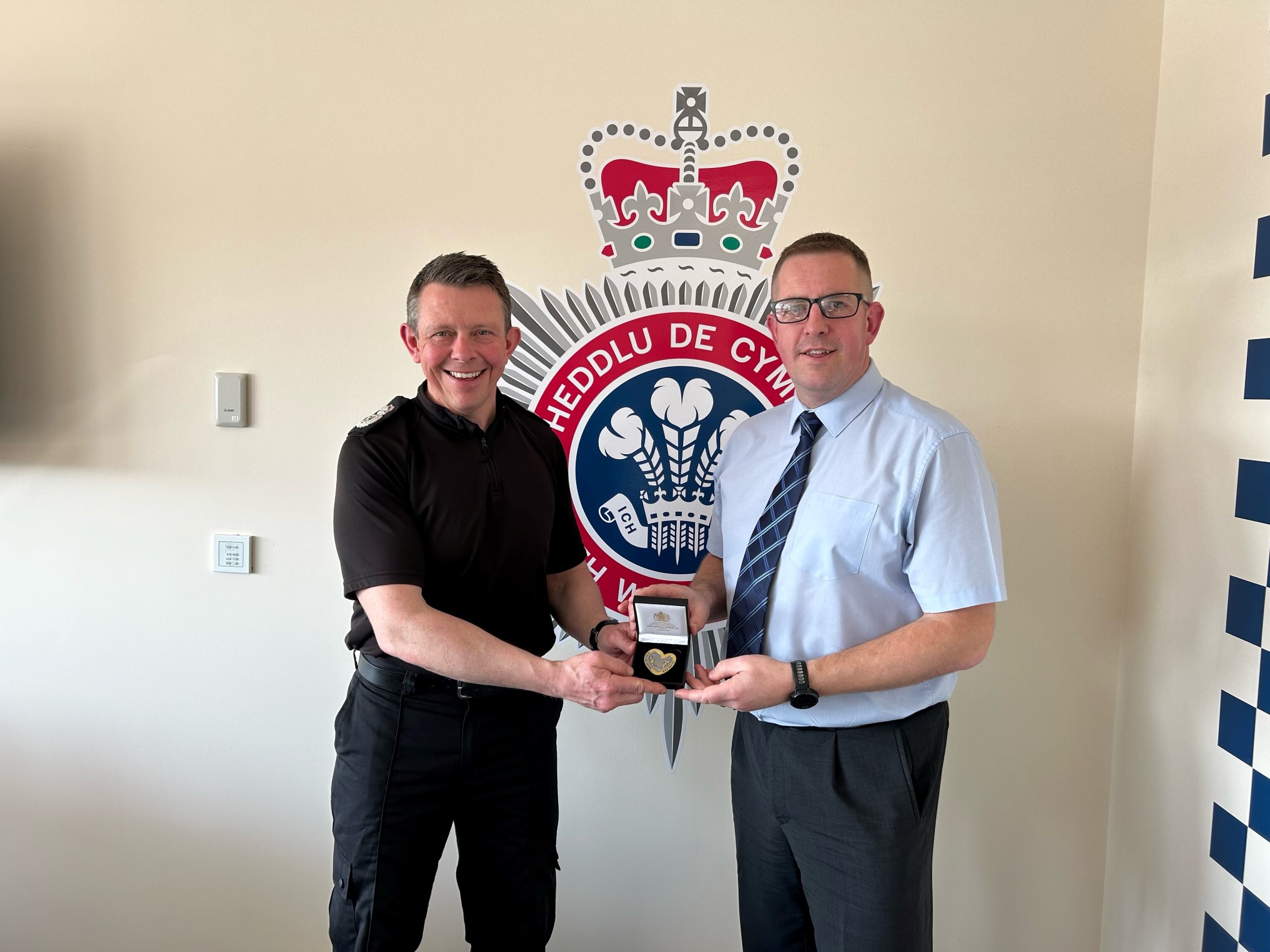 Chief Constable Jeremy Vaughan (left) and DC Steve Davies