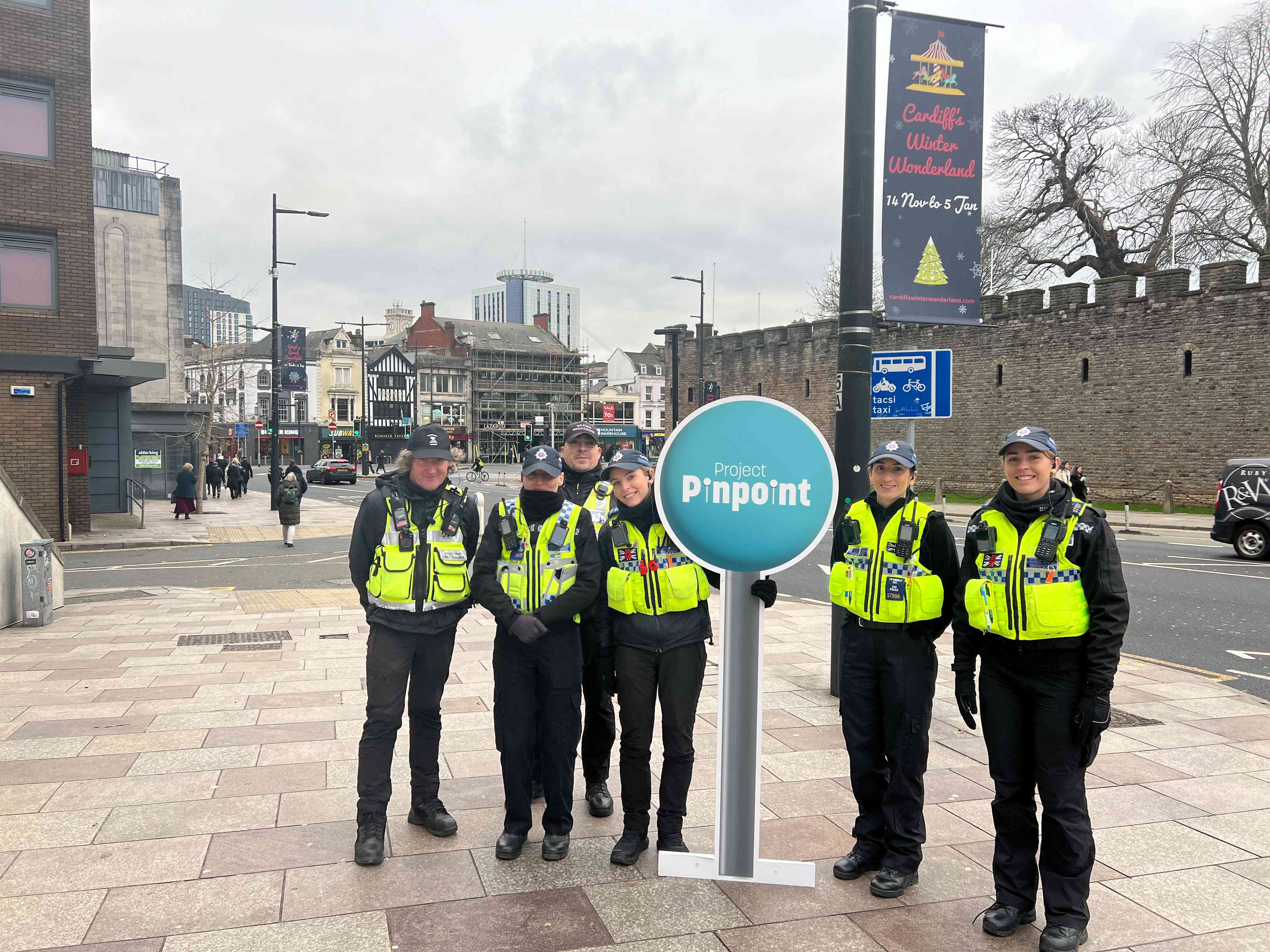 Adrodd i Adfer, Caerdydd